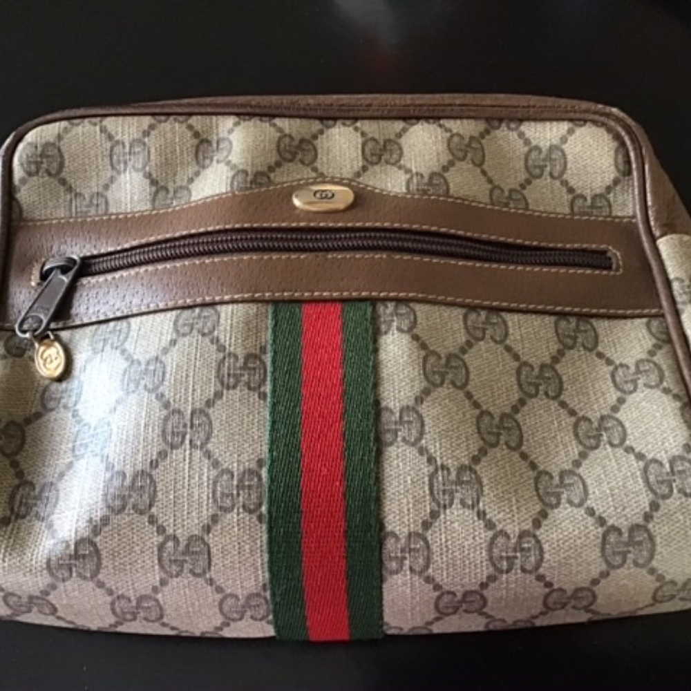 Vintage Gucci cross body bag. SOLD!!!!!!!!! Gonzo!